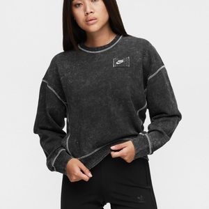 Nike S Stonewashed Cropped Sweatshirt